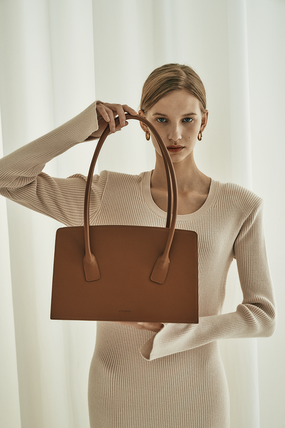 ANTHÈSE Feuille classic bag, salted caramel