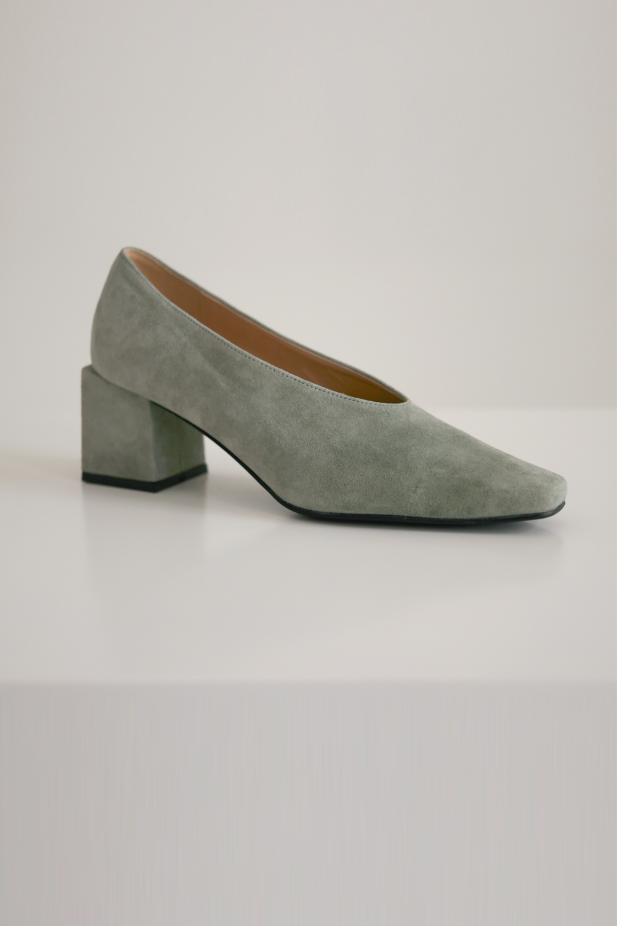 ANTHÈSE venica square middle heel, suede (mint)