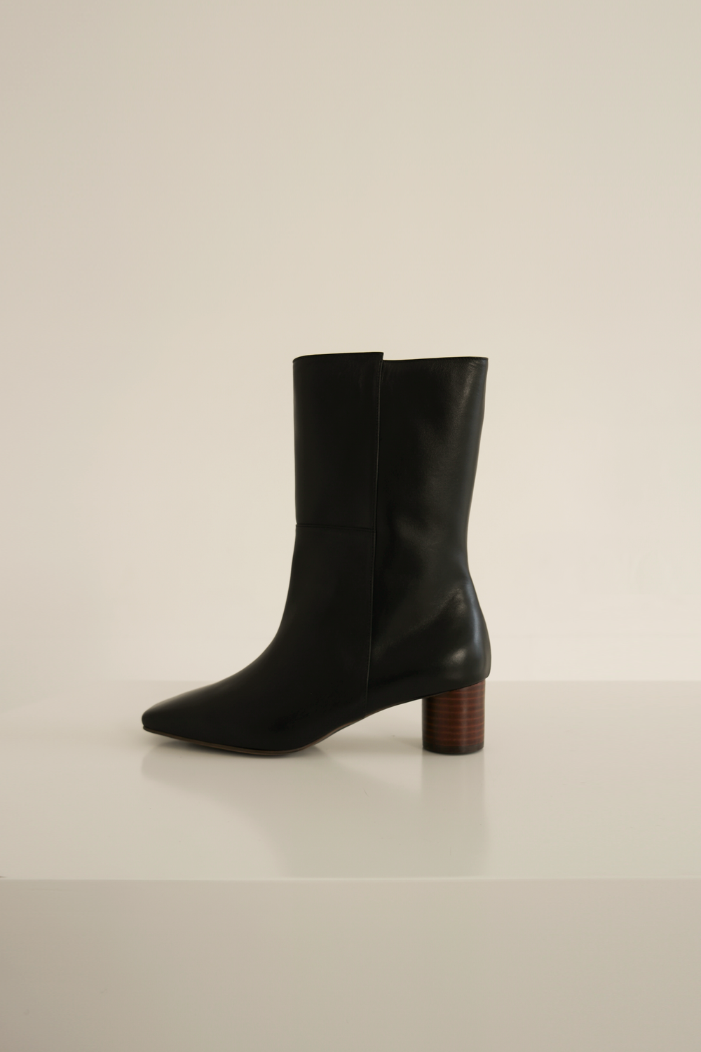ANTHÈSE ruben short boots, black